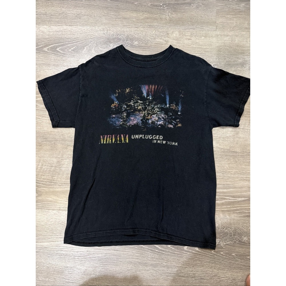 Nirvana Unplugged in New York 1993, Black Graphic T-Shirt, Size M